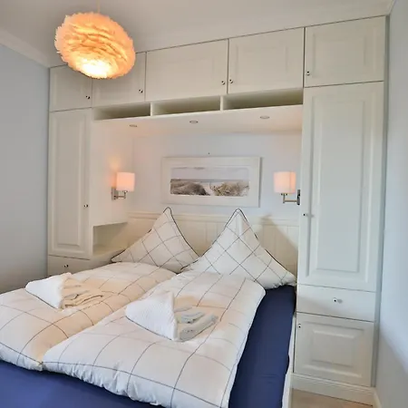 Strandmuschel 1 *